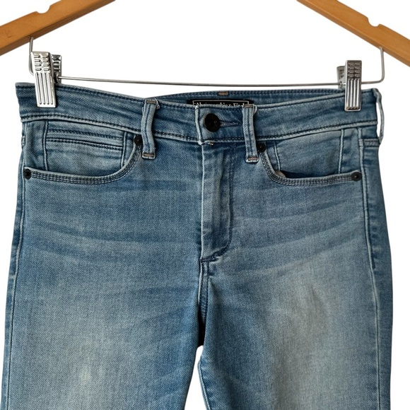 Abercrombie & Fitch Signature Collection Super Skinny Jeans - Picture 3 of 16